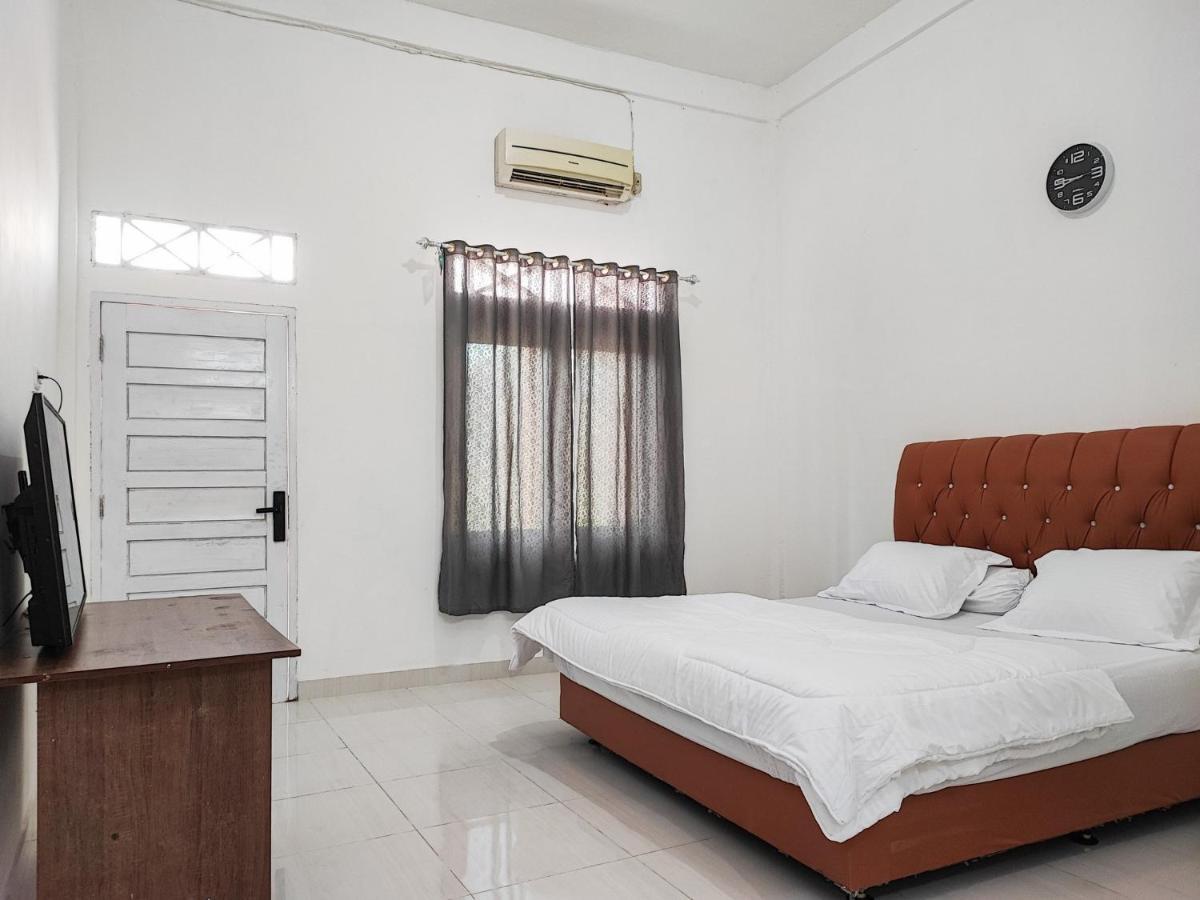 Adela Homestay Syariah Near Universitas Muhammadiyah Jambi Mitra Reddoorz Kültér fotó
